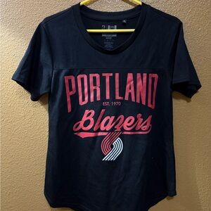 NBA Black Crew Neck Graphic Shirt with White Interior Print MESH